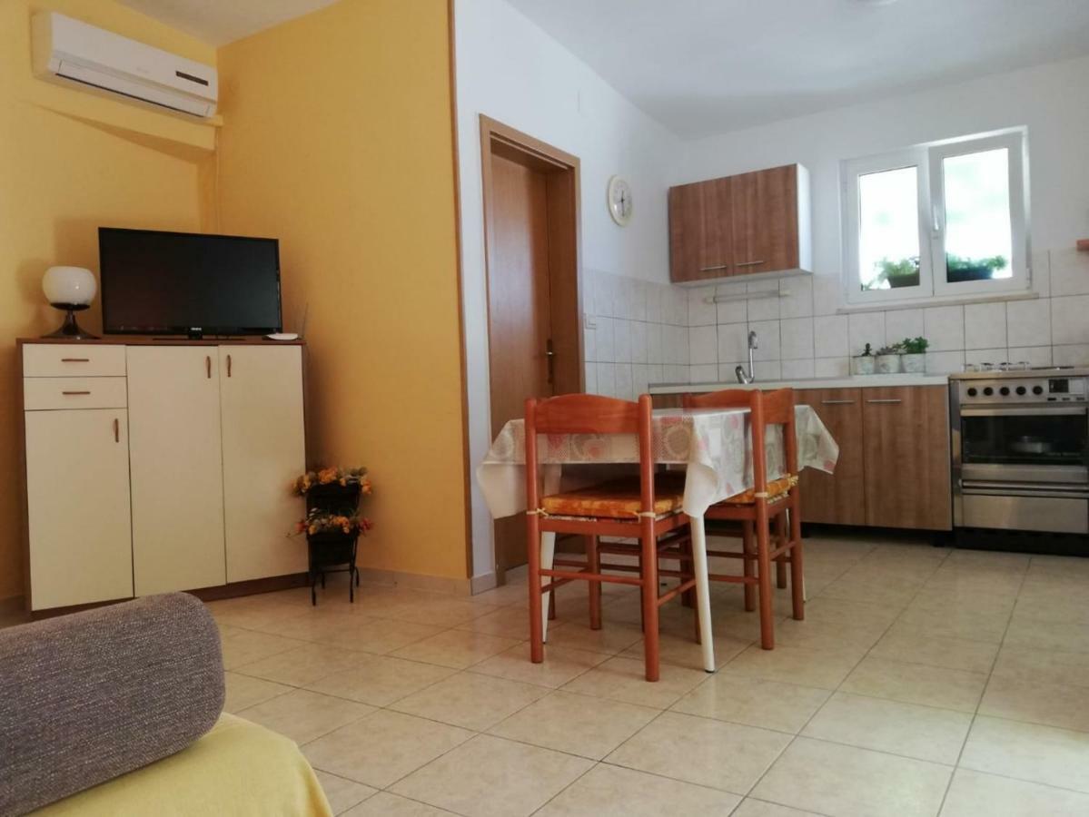 Apartment Center Tonka Makarska Exteriör bild